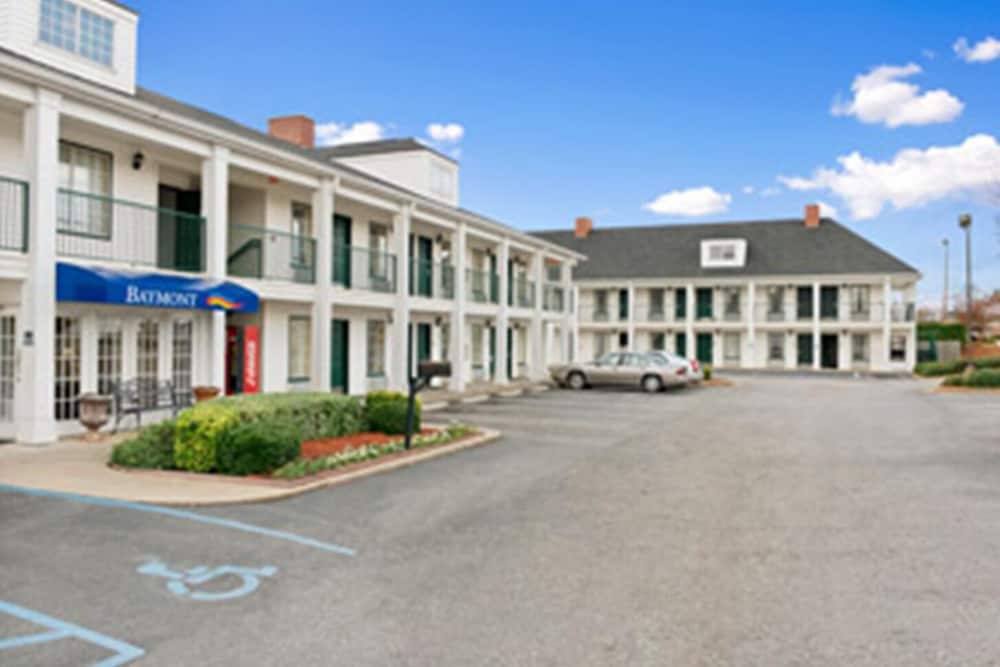 Baymont By Wyndham Roanoke Rapids - photo 21