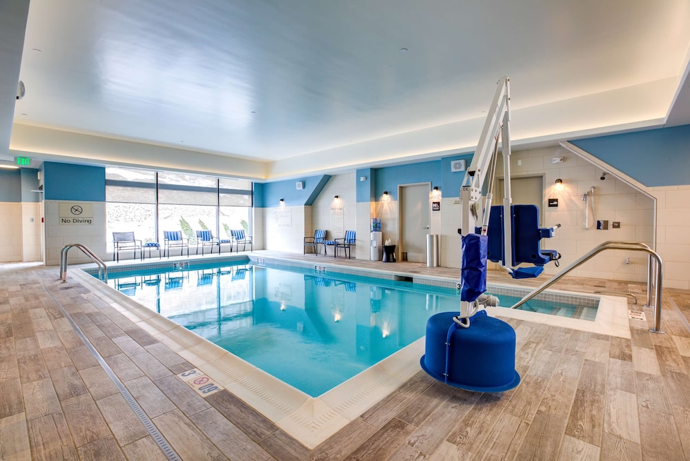 Hampton Inn & Suites Boston Waltham - photo 24
