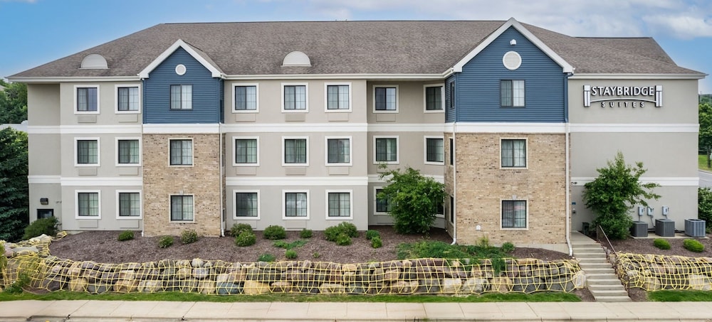 Staybridge Suites Madison East by IHG - photo 38
