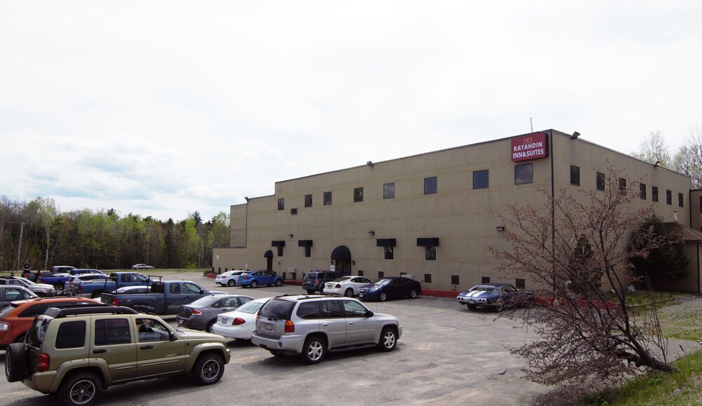 Katahdin Inn Suites — Millinocket