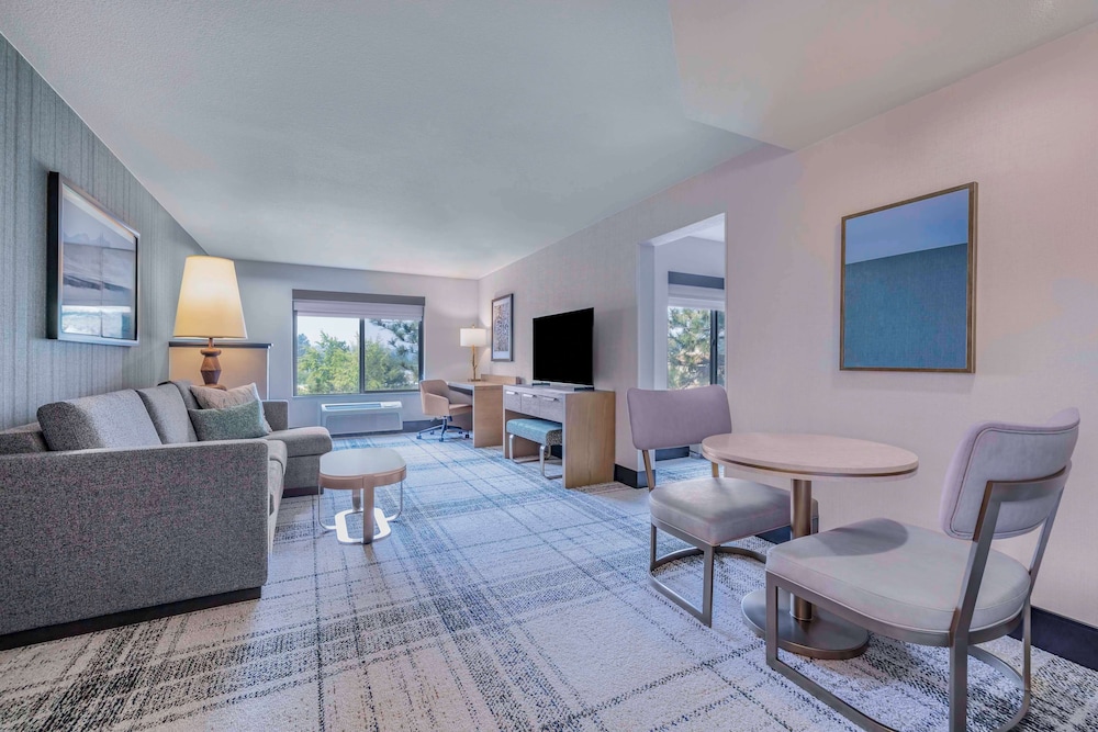 The Newberry Hotel Bend Tapestry Collection by Hilton - photo 32
