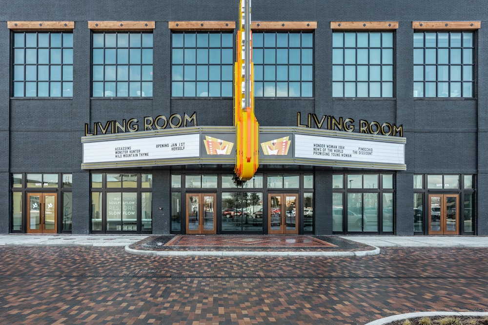 Bottleworks Hotel - photo 56