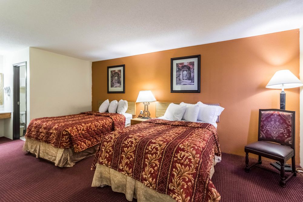 Rodeway Inn Baxter - photo 30