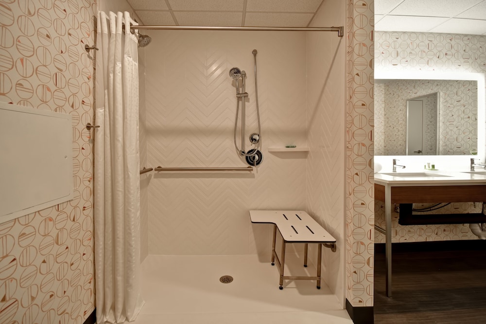 Holiday Inn Lancaster by IHG - photo 7