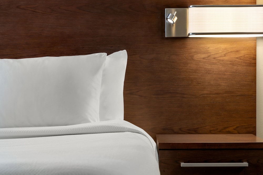 Residence Inn by Marriott Omaha Downtown Old Market Area - photo 10