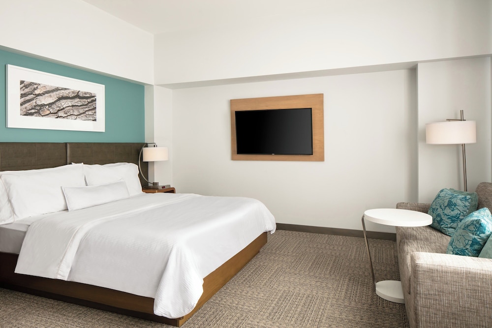 Element Omaha Midtown Crossing - photo 16