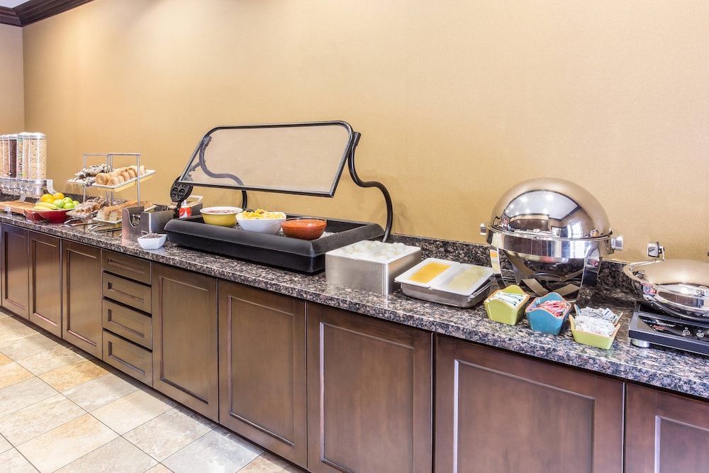 TownePlace Suites by Marriott Tucson Airport - photo 21