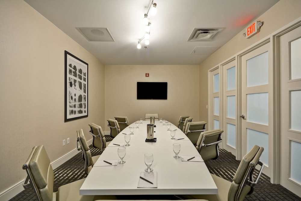 Embassy Suites Hotel Charlotte - photo 57