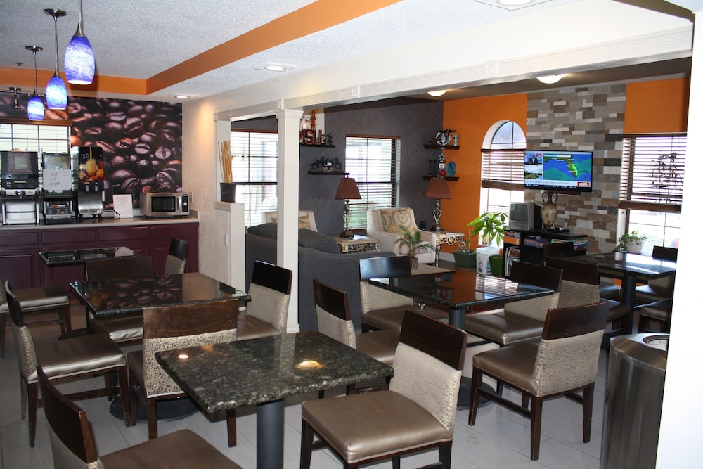 Executive Inn and Suites Wichita Falls - photo 56