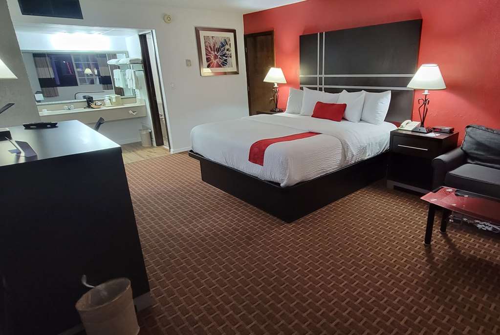 Ramada by Wyndham Mountain Home - photo 34