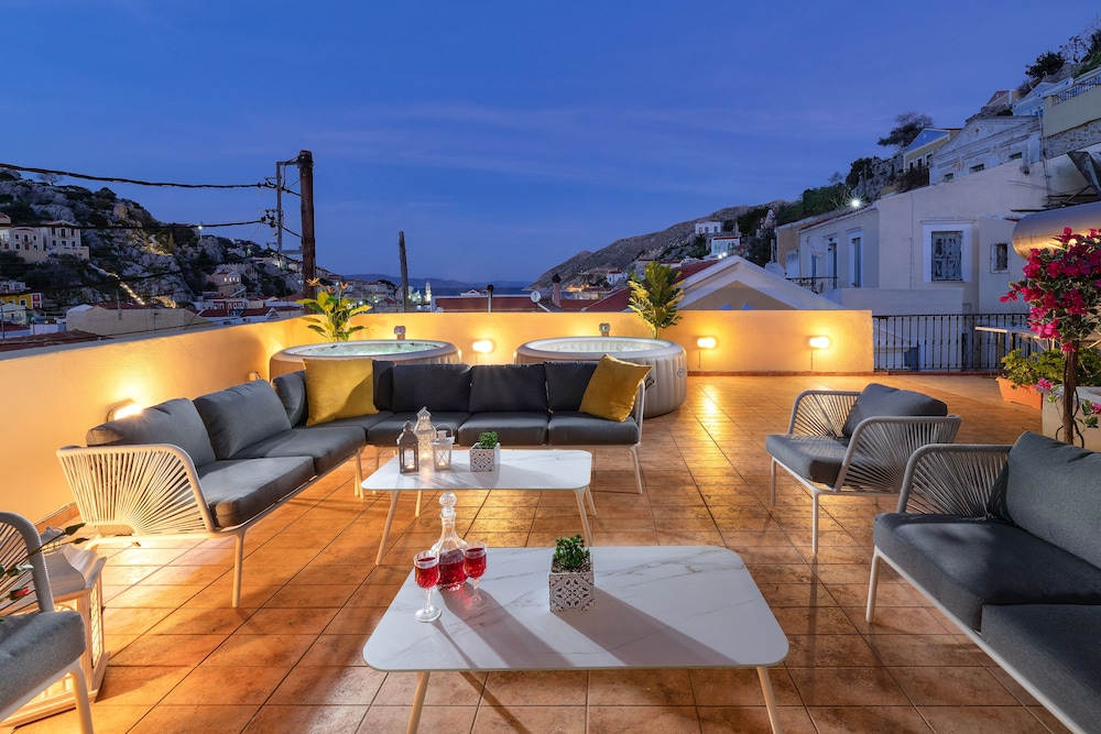 Maravelias Rooms — 4-Star Luxury Hotel in Symi, Greece