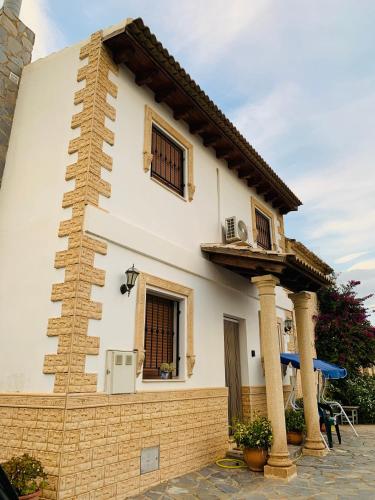 La Venta - carbon neutral hotel in Purchena