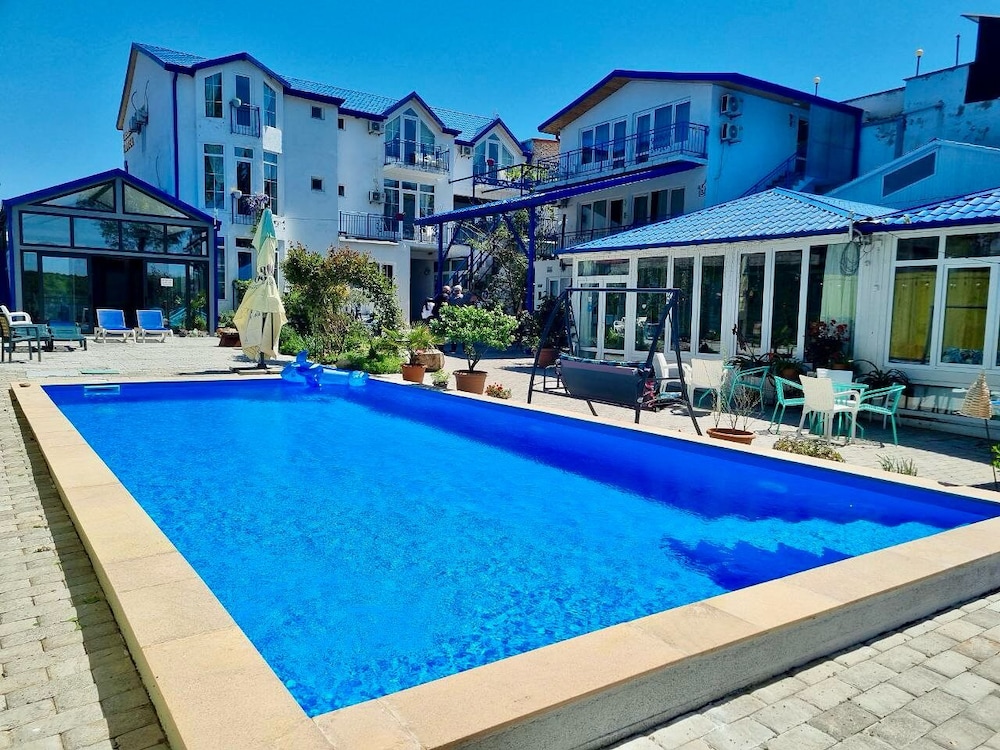 Laguna Beach Club in Gori, Georgia