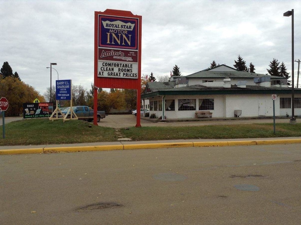 Royal Star Motor Inn — High Prairie