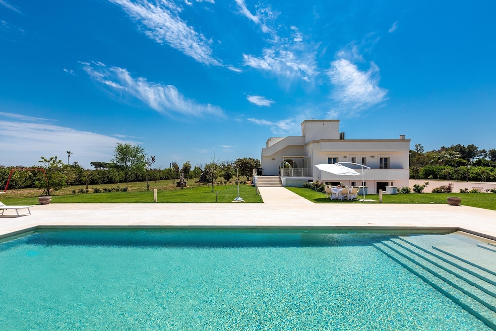 2964 Villa Donna Sofia by Perle di Puglia — 4-Star Luxury Hotel in Alezio, Italy