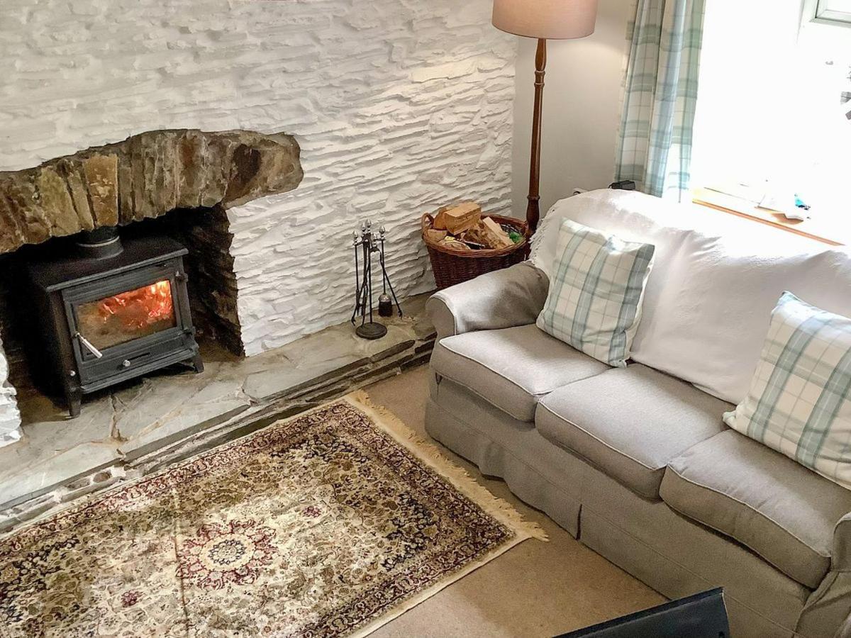 Dol Llan Hw7569 in Llandysul, United Kingdom