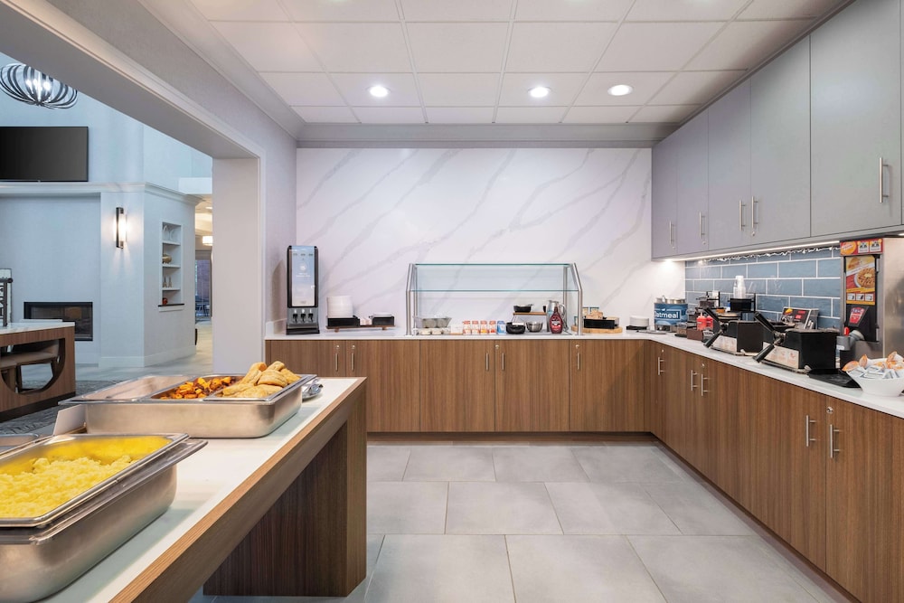 Homewood Suites Medford - photo 40
