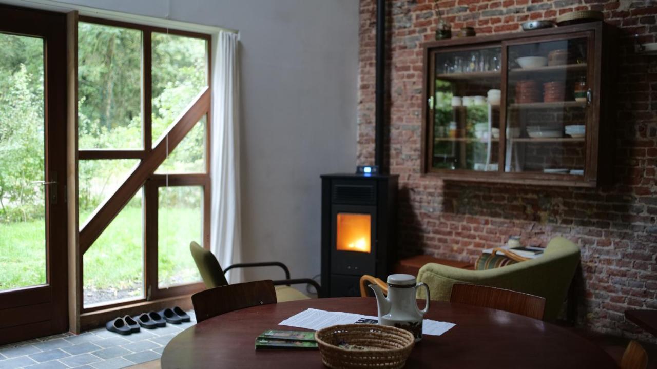 Het Bosnest Een Vakantiewoning Aan Het Hallerbos — Halle