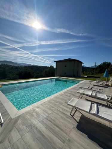 Lunigiana Lorenzo House — 4-Star Luxury Hotel in Olivola, Italy