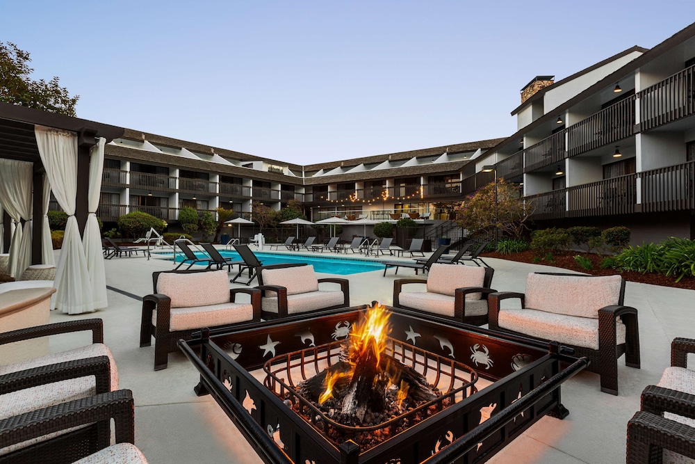 Hilton Garden Inn Monterey - photo 74