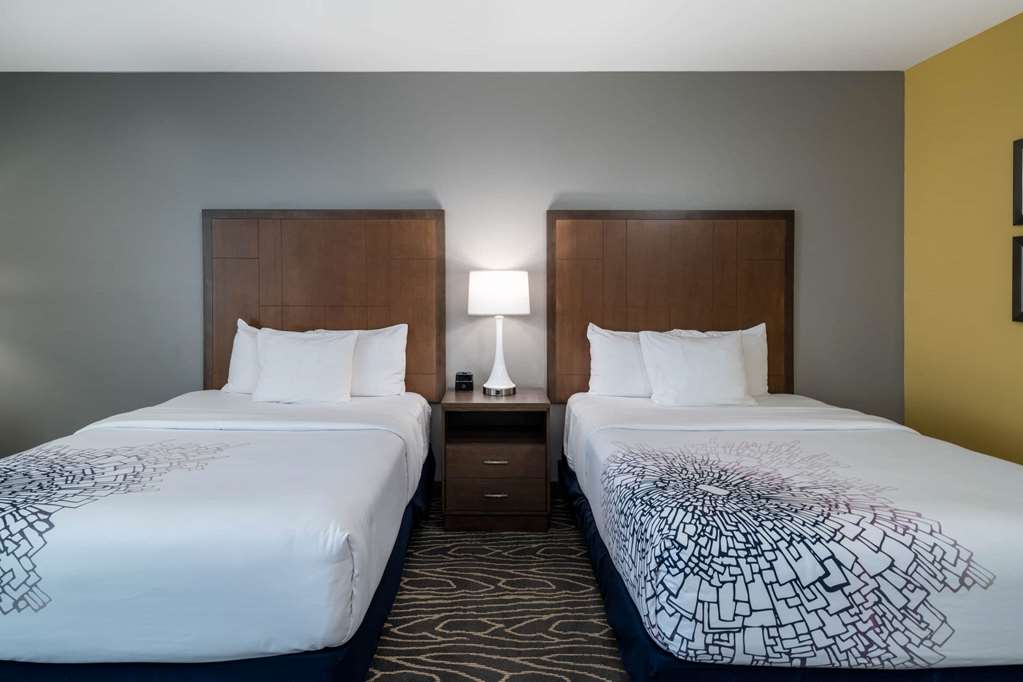 La Quinta Inn & Suites by Wyndham Tifton - photo 25