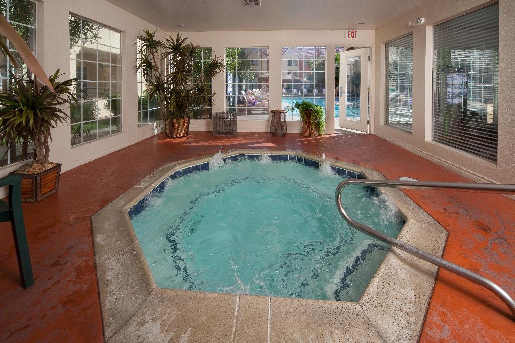 Holiday Inn Club Vacations Ozark Mountain Resort - photo 17