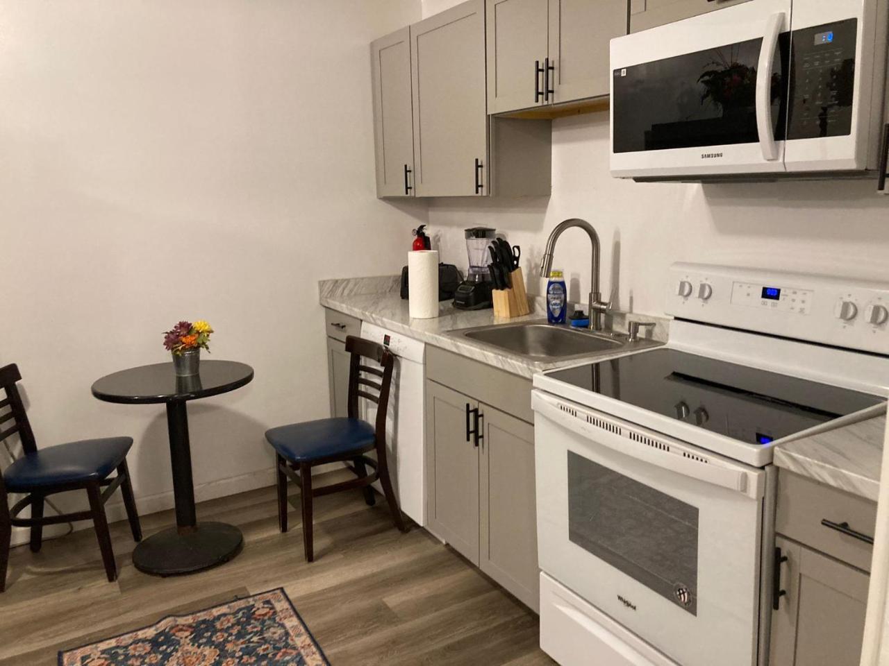 3 BR Guest House Get Away Ideal location — Memphis — photo 5