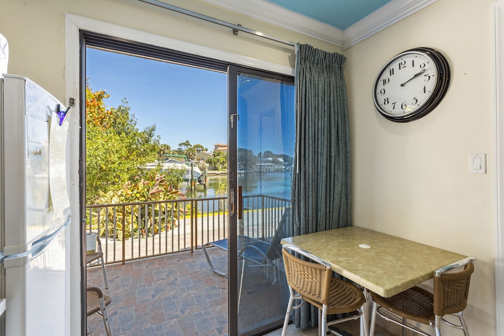Bayview Plaza Waterfront Resort - photo 21