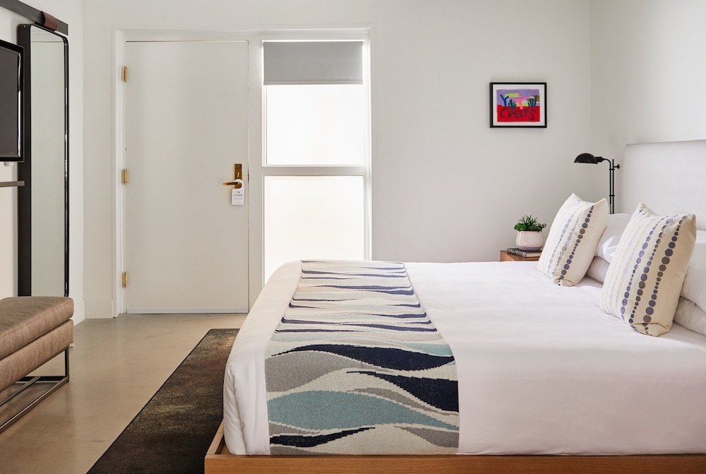 Bluebird Spa City Motor Lodge - photo 27