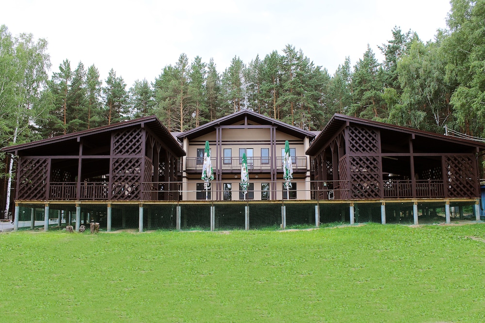 Baza Otdykha Volna — hotel in Zarechnyy