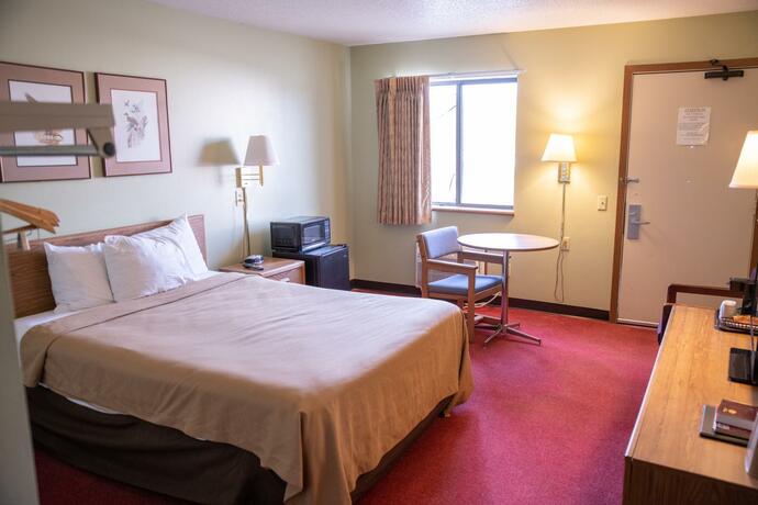 Wagner Lakeside Motel - photo 15