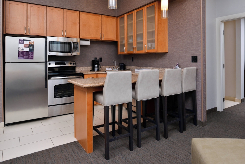 Residence Inn by Marriott Coralville - photo 10