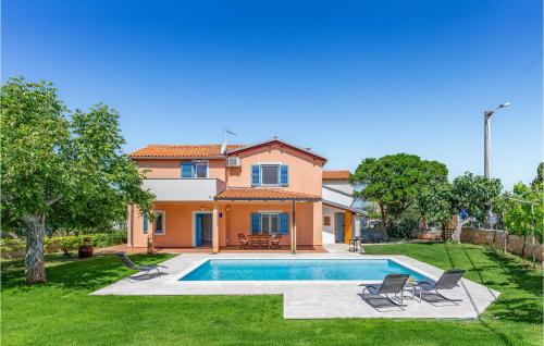 Two Bedroom Holiday Home In Banjole — 4-Star Luxury Hotel in Medulin, Croatia