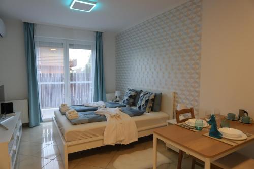 Airport Luxury Apartment with Balcony Free parking — 4-Star Luxury Hotel in Vecses, Hungary