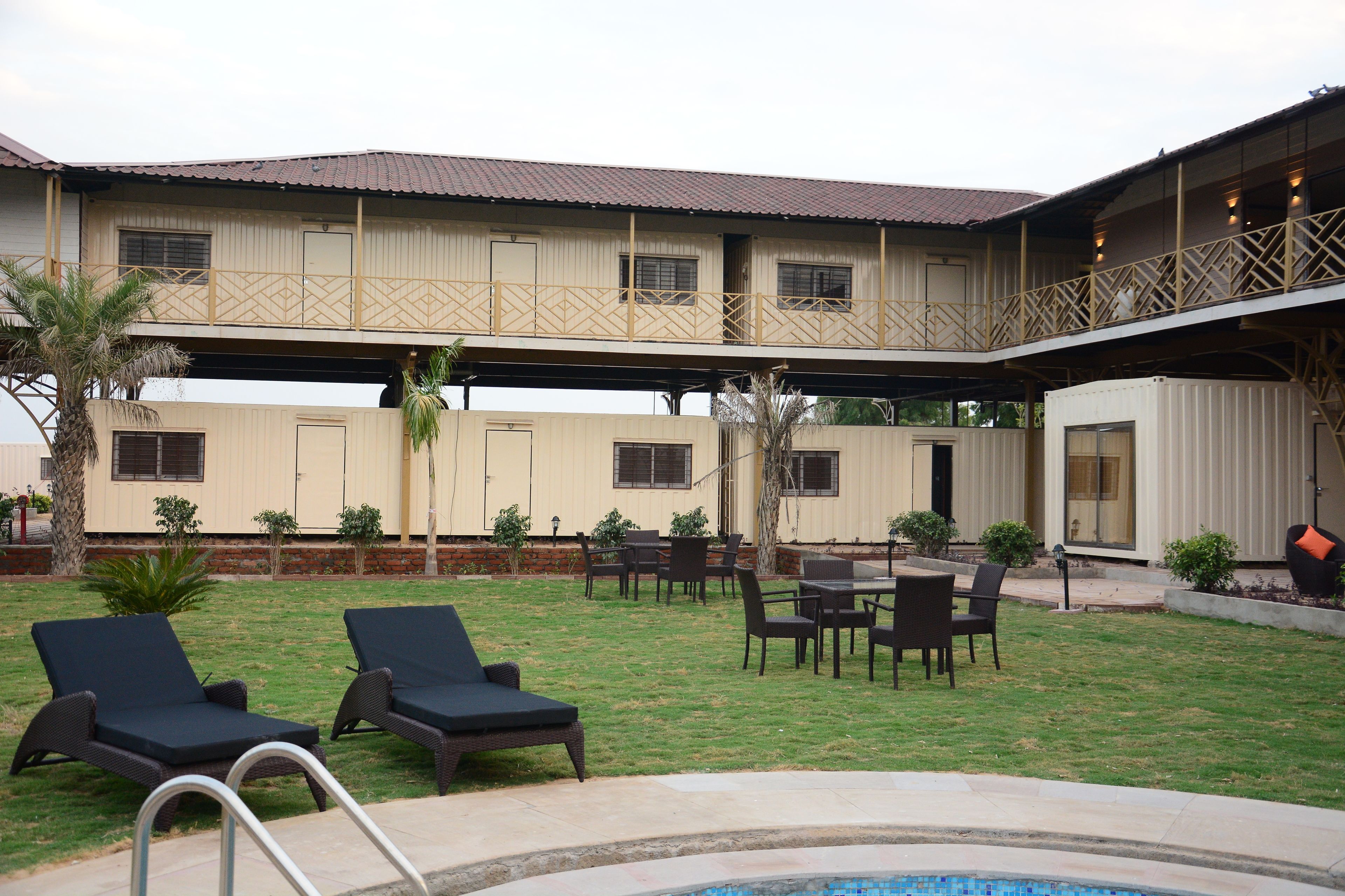 Kiri Container Resort — hotel in Barmer