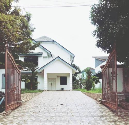 Armadale Bunglow in Rawang by Msh in Rawang, Malaysia