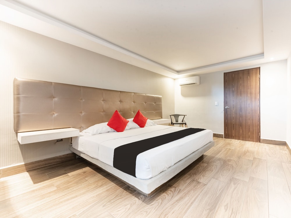 Capital O 202 in Monterrey, Mexico