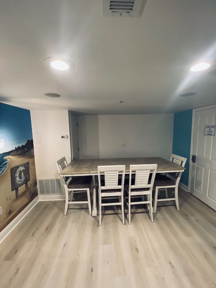 Canalside Inn - photo 139