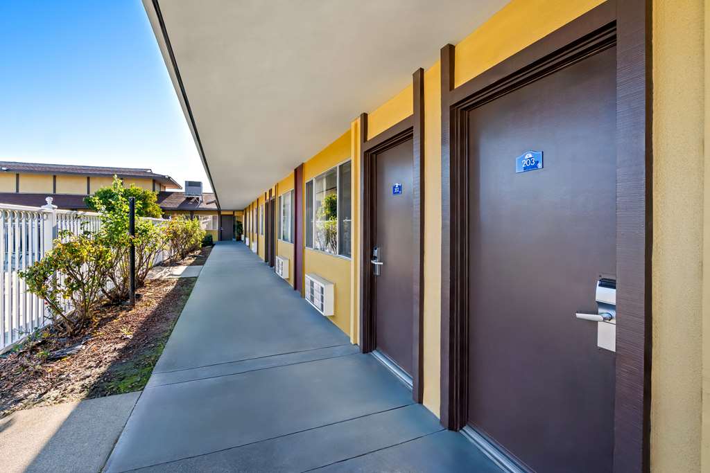 Americas Best Value Inn Vacaville Napa Valley - photo 3