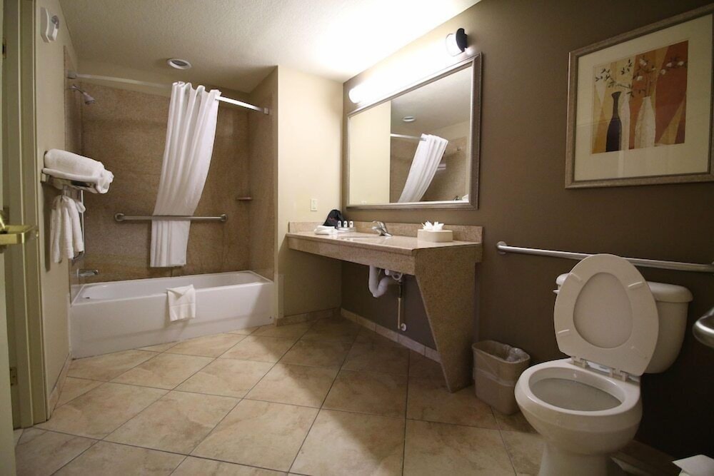 Seffner Inn and Suites - photo 41