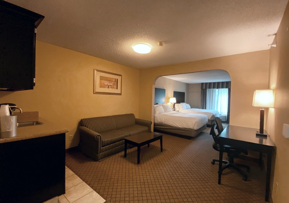Holiday Inn Express Hotel & Suites Plymouth by IHG - photo 9