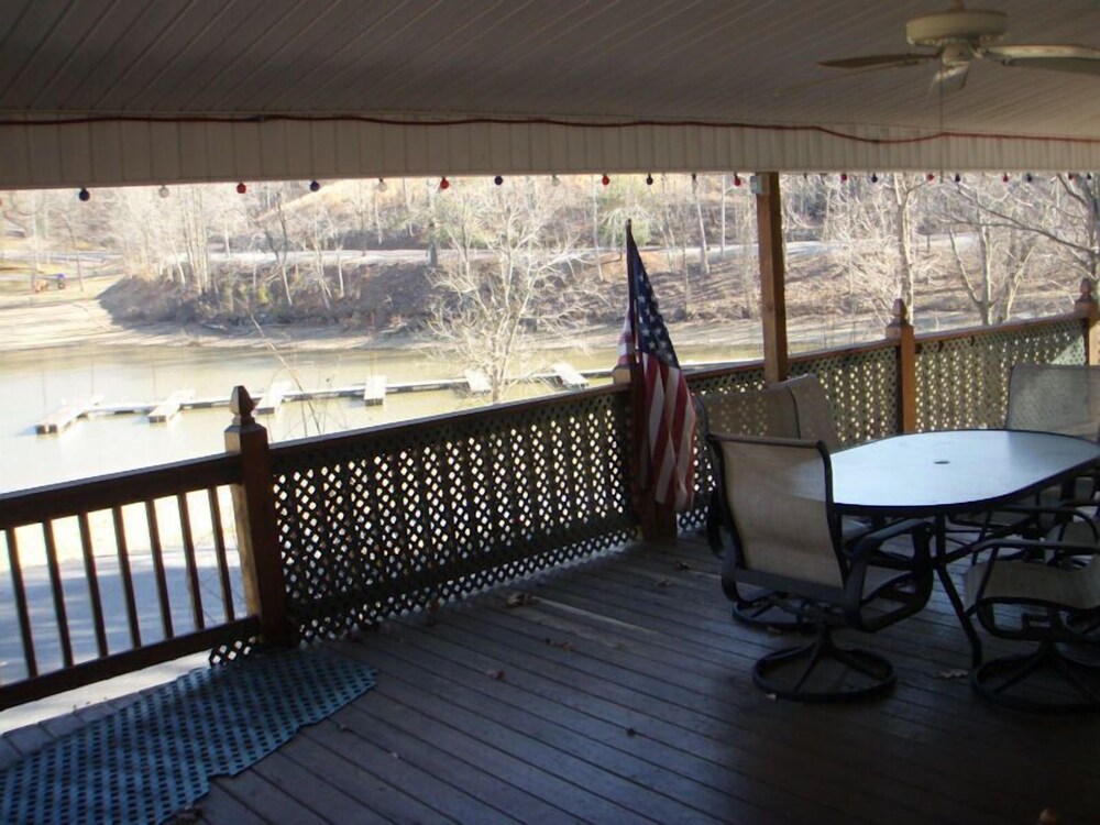 Holiday Hills Resort - photo 25