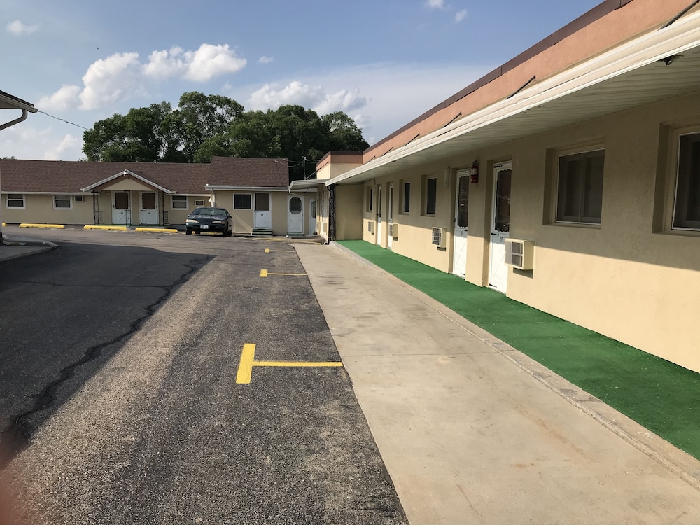West Motel - photo 10