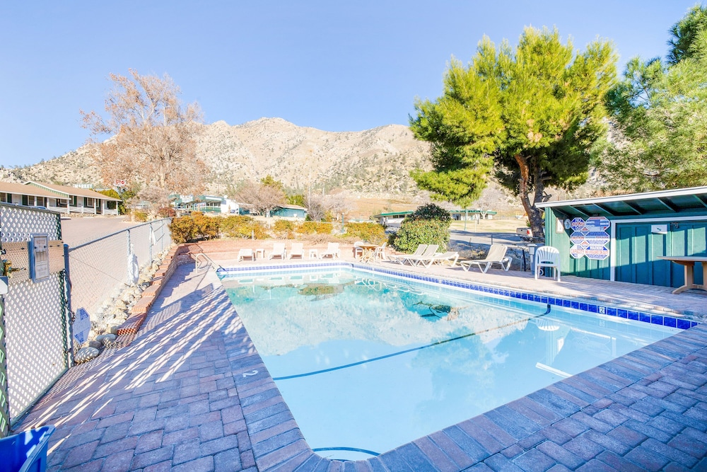 Kern Lodge Kernville - photo 85