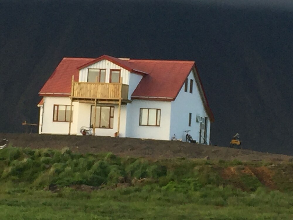 Saudanes Guesthouse