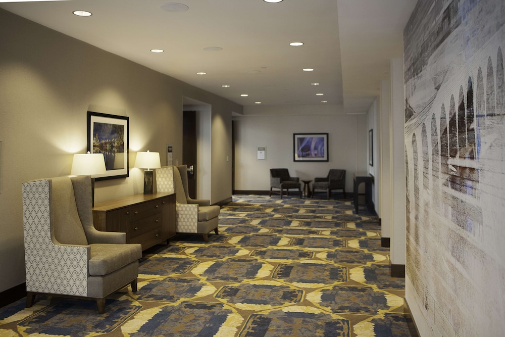 Hilton Garden Inn Minneapolis University Area - photo 42