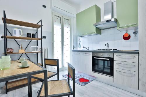 GuestHost La Casa di Giò A step from the sea — 4-Star Luxury Hotel in Salerno, Italy