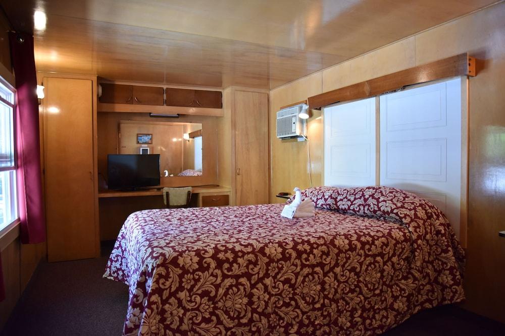 Robbins Motel - photo 9