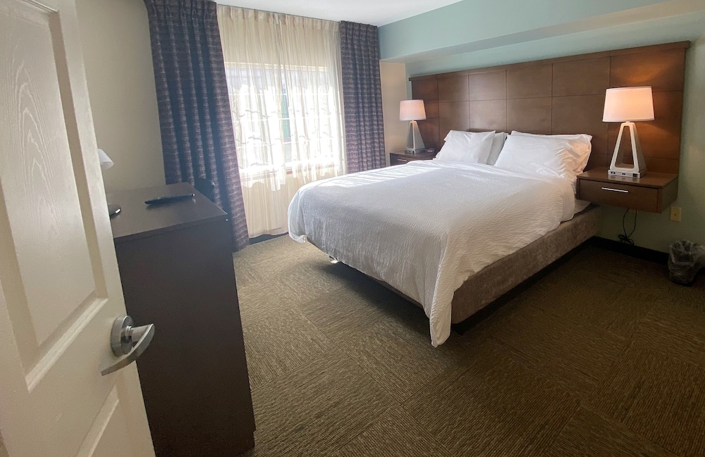 Staybridge Suites Great Falls by IHG - photo 13