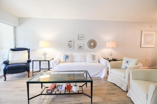 Charming 2 BR condo in The Meadows community — 4-Star Luxury Hotel in Sarasota, United States